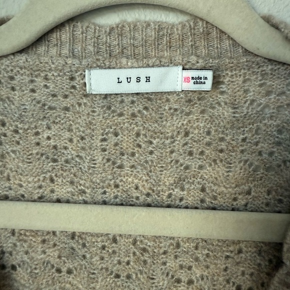 Lush Sweetheart Neck Taupe Knit Cardigan Vest - Picture 2 of 8